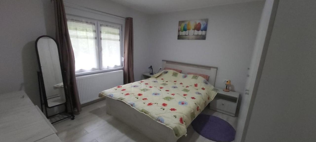 Stari Trsic Apartment ภายนอก รูปภาพ